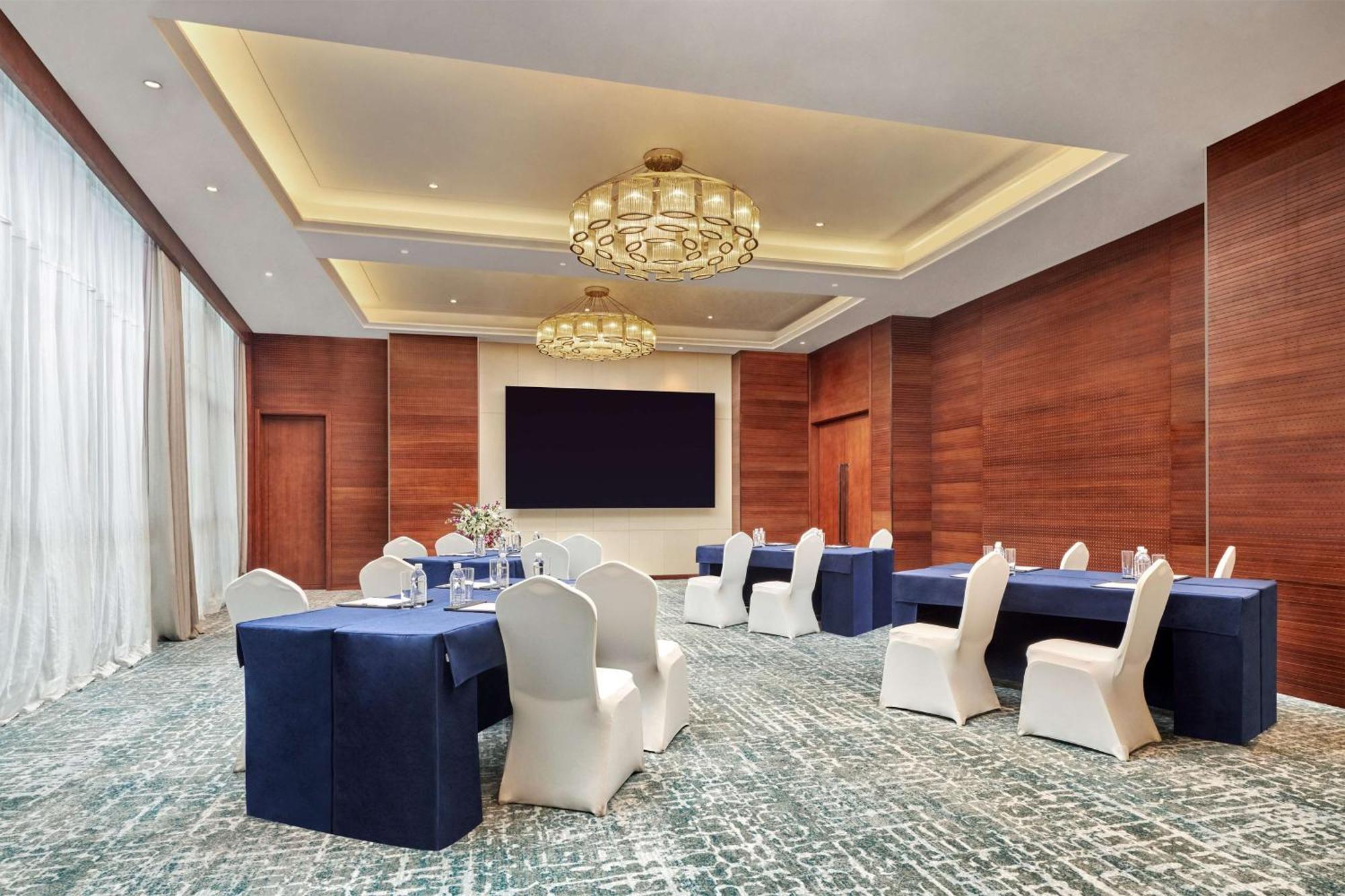 Hilton Garden Inn Wuhan Hankou Extérieur photo