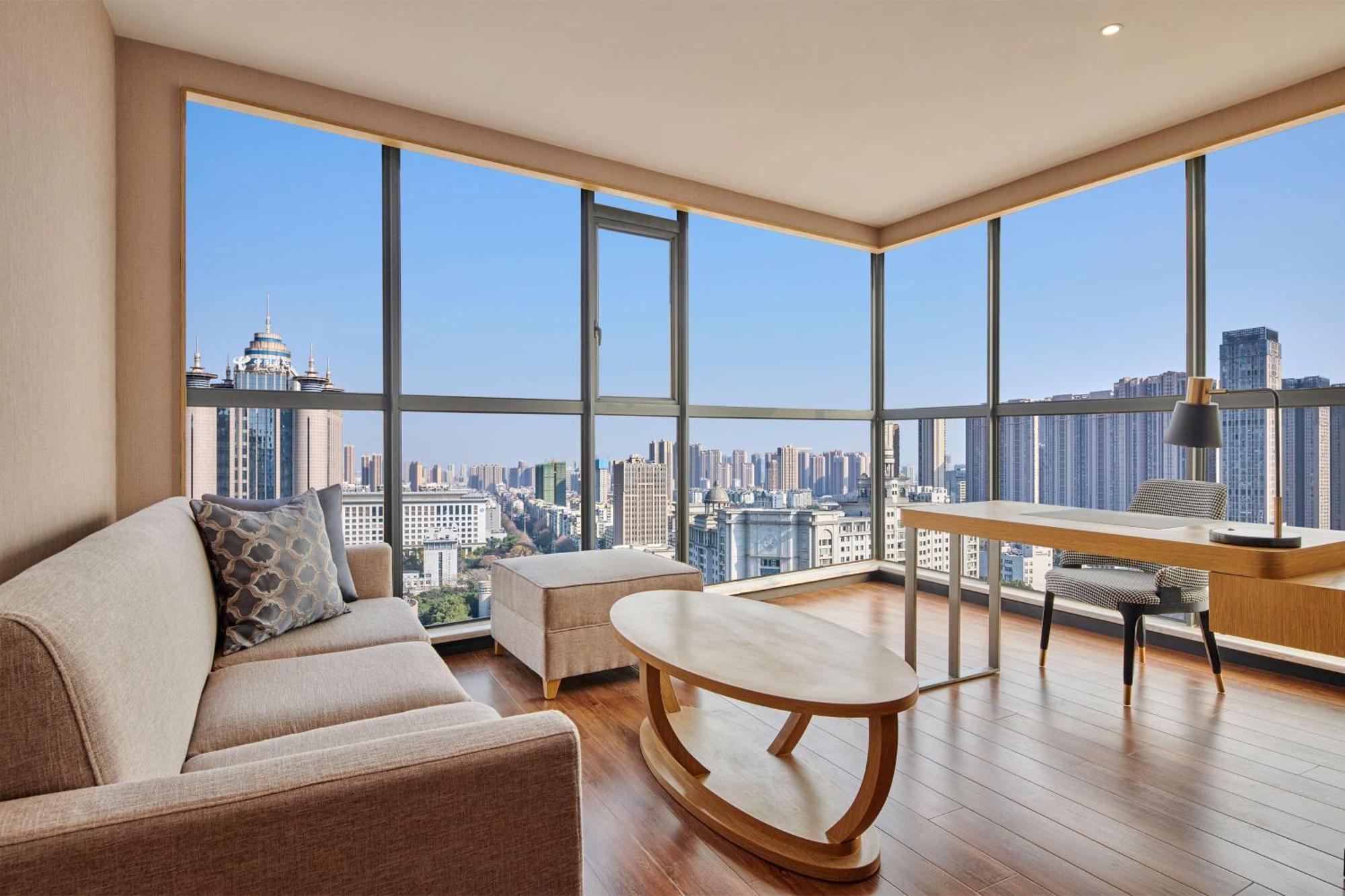Hilton Garden Inn Wuhan Hankou Extérieur photo