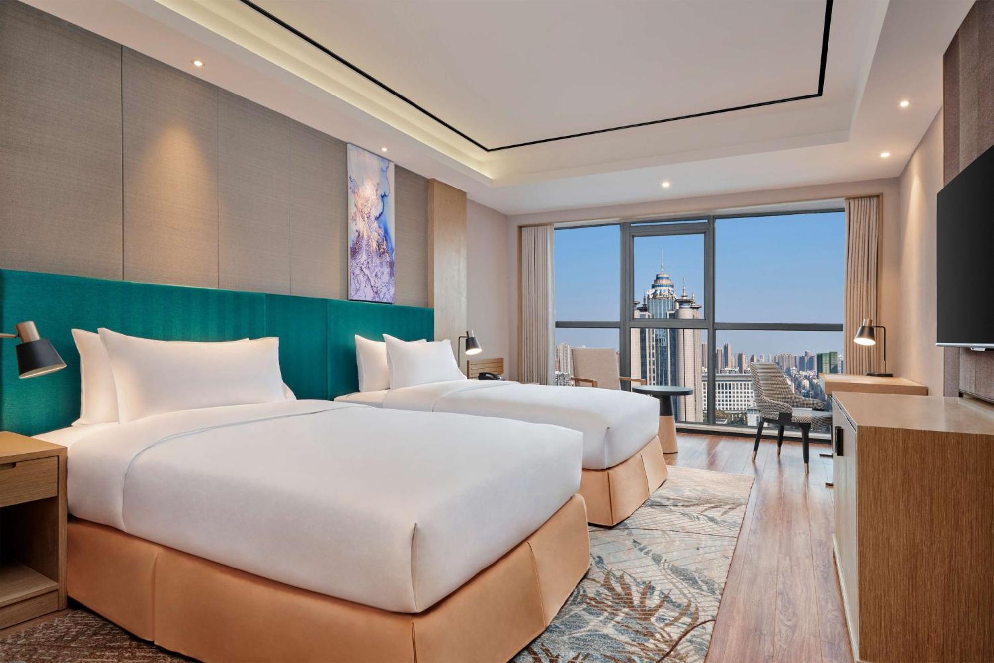 Hilton Garden Inn Wuhan Hankou Extérieur photo
