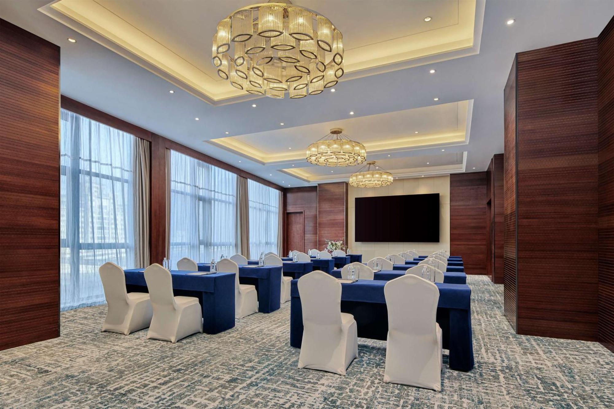 Hilton Garden Inn Wuhan Hankou Extérieur photo