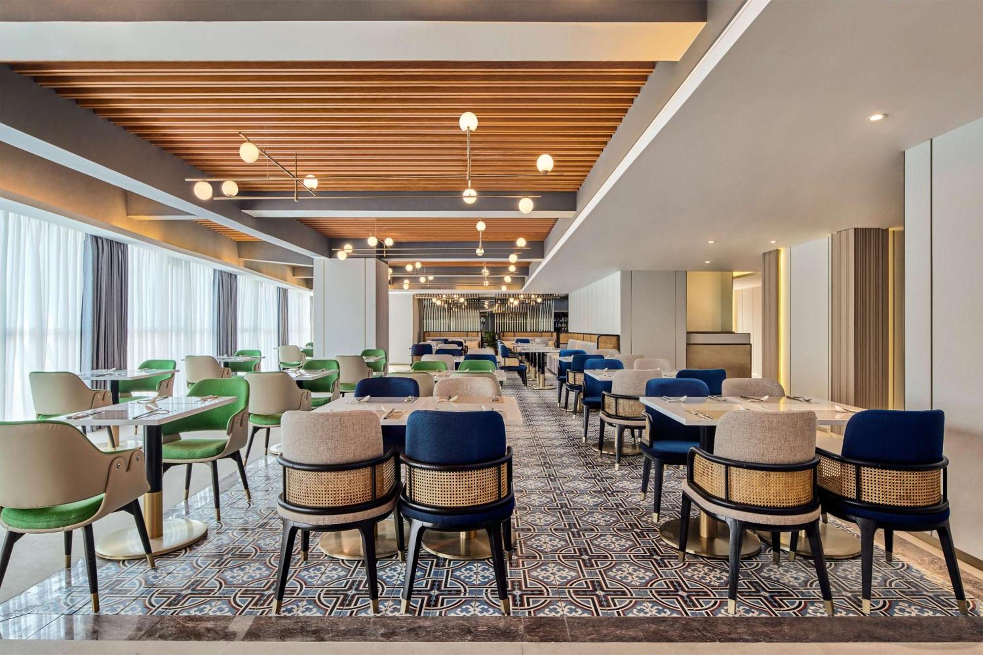 Hilton Garden Inn Wuhan Hankou Extérieur photo