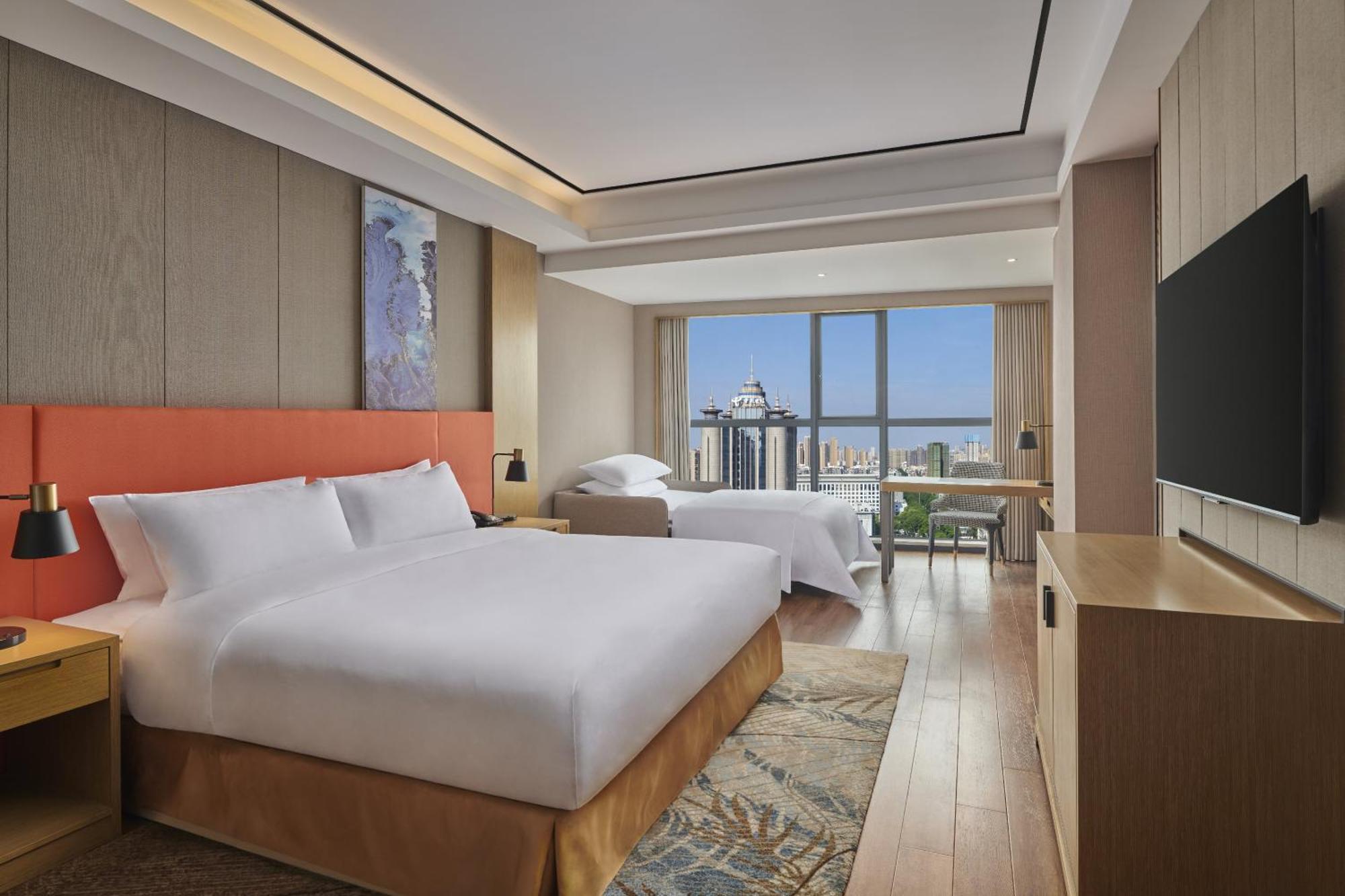 Hilton Garden Inn Wuhan Hankou Extérieur photo