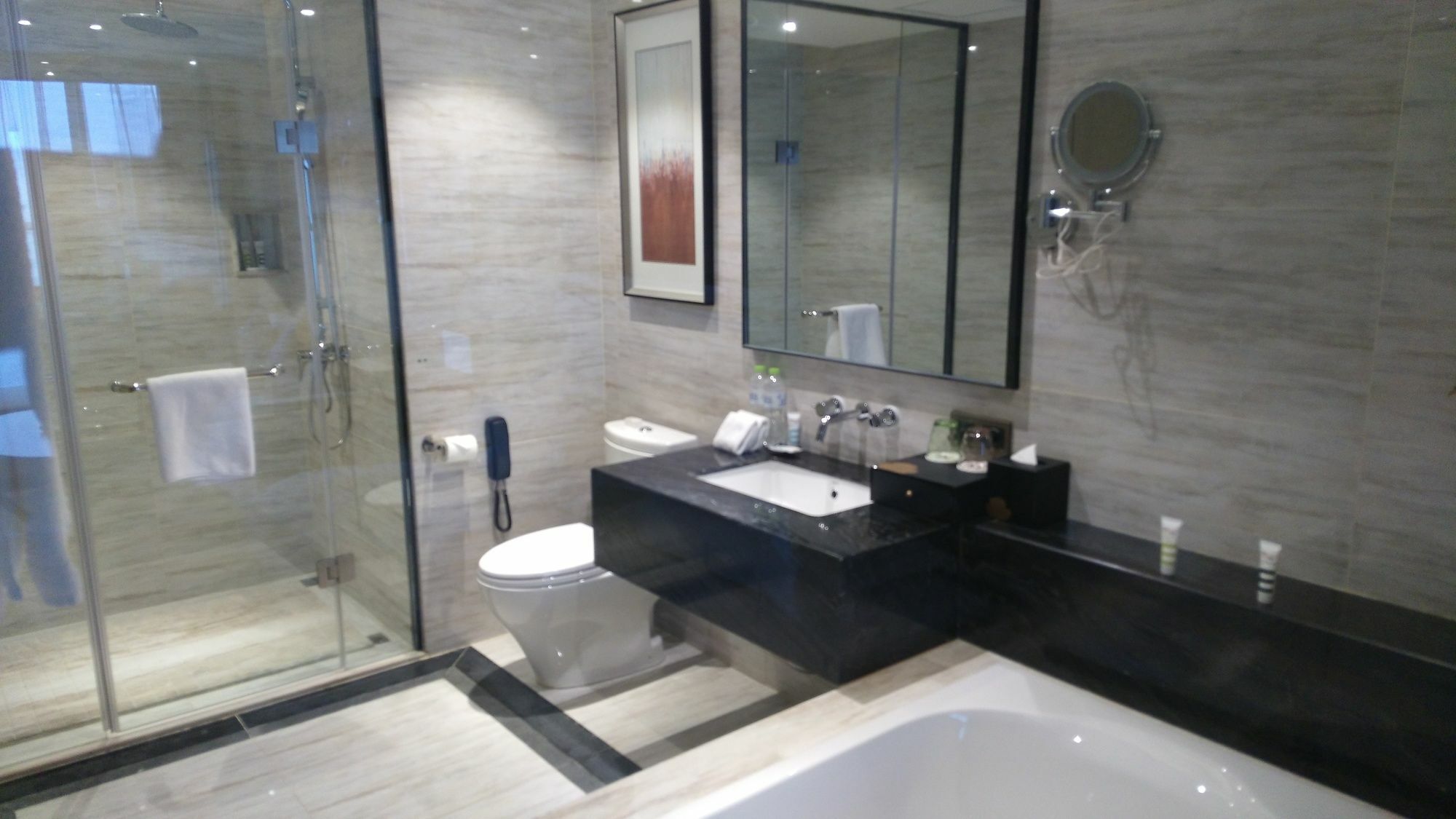 Hilton Garden Inn Wuhan Hankou Extérieur photo